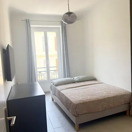 Hyper Centre De - 3 Pièces Appartamento Nizza